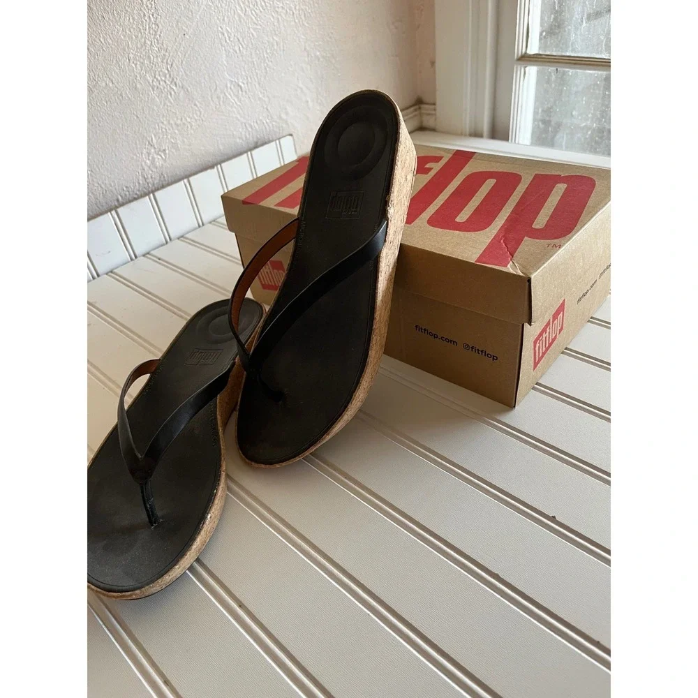 FitFlop Linny Toe-Thong Black Leather Cork Wedge Sandals K46-001-060 Womens 8